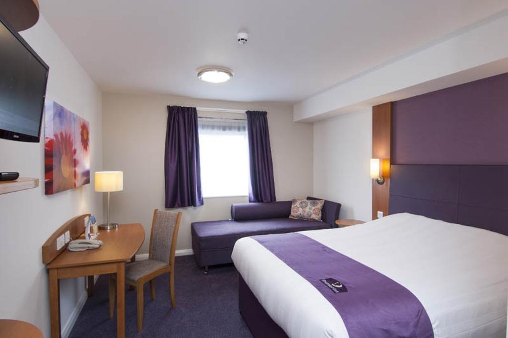 Premier Inn Stratford Upon Avon Waterways Quarto foto