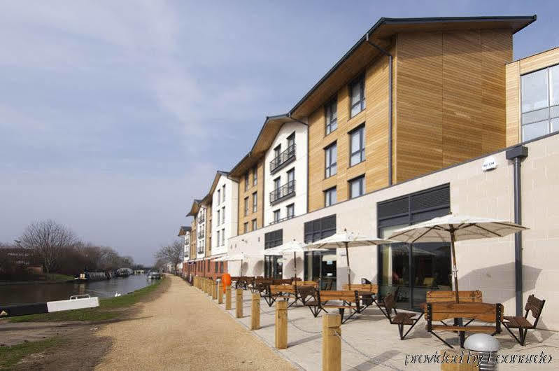 Premier Inn Stratford Upon Avon Waterways Exterior foto